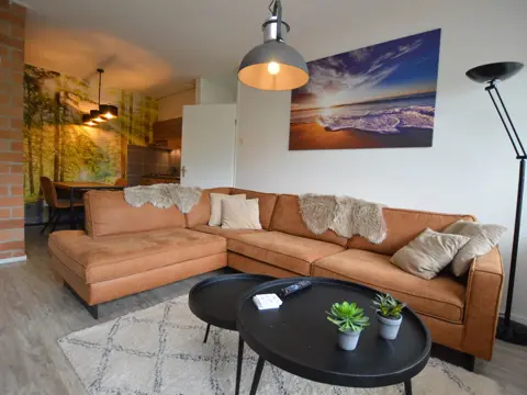 Appartement op 1e verdieping van rustig gelegen kleinschalig complex