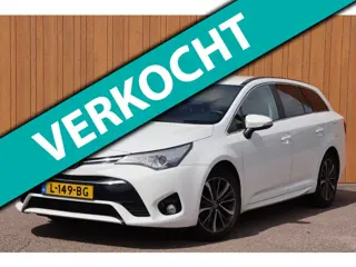 Toyota Avensis Touring Sports 1.8 VVT-i camera stoelverw.