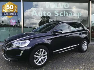 Volvo XC60 2.0 T5 FWD Polar+ Automaat | Rijklaar incl garantie | Panoramadak Trekhaak afneembaar Sta