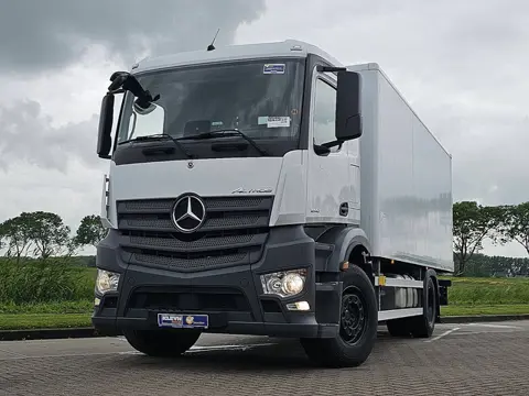 MERCEDES-BENZ ACTROS 1842 wb 460 box 611 cm