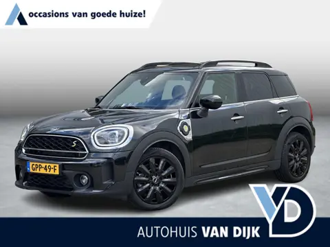 Mini Countryman 2.0 Cooper S E ALL4 | Sportstoelen/Stoelverw./Carplay/Navi/LED