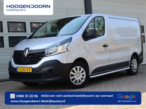 Renault Trafic 1.6 dCi Euro 6 - Airco - Trekhaak - Cruise - 3 Zits