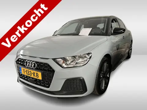 Audi A1 Sportback 30 TFSI Advanced edition Parkeersensoren / Bluetooth / Airco / HAL
