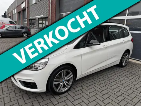 BMW 220i 7p. Gran Tourer LED HUD Pano Navi Camera Keyless