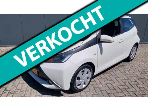 Toyota Aygo 1.0 VVT-i x-play