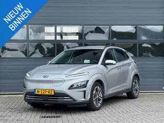 HYUNDAI KONA EV FASHION 64 KWH (100% SOH) I NIEUW MODEL I P-CAMERA I DEALER ONDERHOUDEN I APPLE CARP