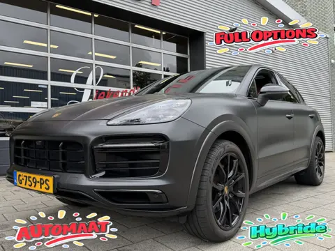 Porsche Cayenne Coupé 3.0 E-Hybrid 463PK - Matt Zwart I Panorama dak I Leer I Navigatie en nog veel 