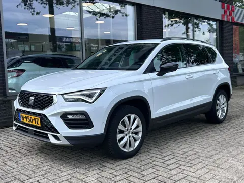 SEAT Ateca 1.5 TSI Style Business Intense | Leder | Trekhaak | All Season banden |