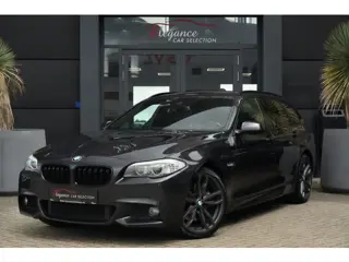 BMW 5 Serie Touring 535xi M Sport High Executive 306pk Panoramadak/Stoelverwarming/360 Camera