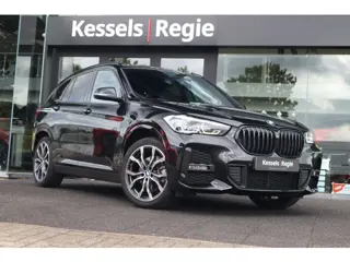 BMW X1 xDrive25e M-Sport | HuD | Trekhaak | 19” | Camera | Leer | Stoelverwarming | DAB+ | Sensoren