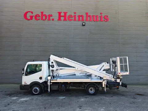 Nissan Cabstar 35.13 NT400 Multitel MX 250 (bj 2018)