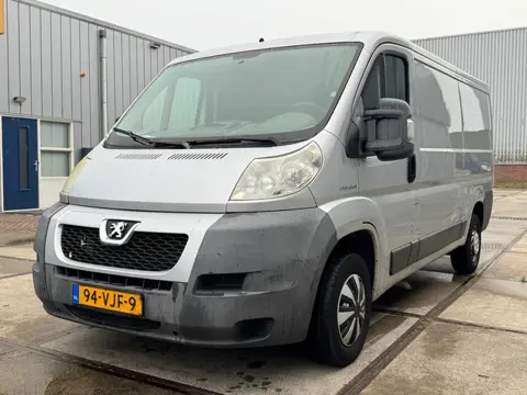 Peugeot Boxer 330 2.2 HDI L2H2 AIRCO