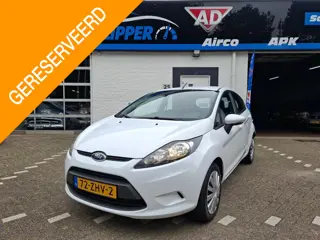 Ford Fiesta 1.25 Champion /35303!! NAP//Nieuwe apk bij afelvering/Scherm/All season banden/5 Drs.
