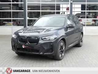 BMW iX3 High Executive M Pack 80 kWh *t/m 10de bouwjaar garantie!