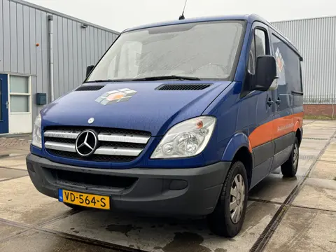 Mercedes-Benz Sprinter 213 2.2 CDI 325 DC