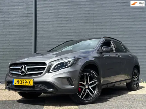 Mercedes-Benz GLA-klasse | Automaat | Pano | Elektrische Trekhaak