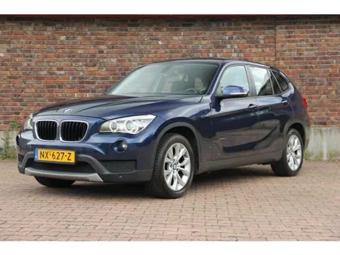 BMW X1 SDrive18i Trekhaak afneembaar| Stoelverwarming| Parkeersensoren V+A