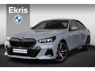 BMW 5 Serie Sedan 530e | M Sportpakket Pro | Driving Assistant Professional | Stuurverwarming