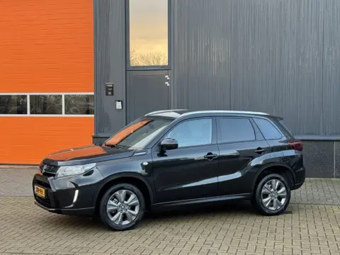 Suzuki Vitara 1.5 Hybrid Select (bj 2025, automaat)