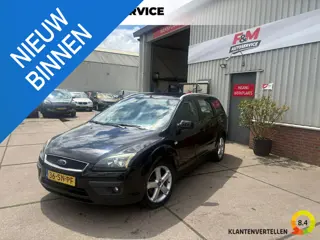 Ford Focus Wagon 1.6-16V Futura Airco, trekhaak, geinig voor weinig