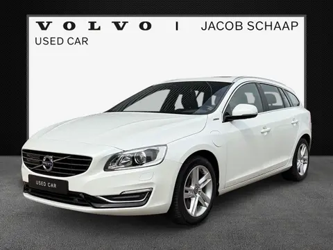 Volvo V60 2.4 D6 AWD Plug-In Hybrid Summum / Achteruitrijcamera / Panoramadak / volledig dealer onde
