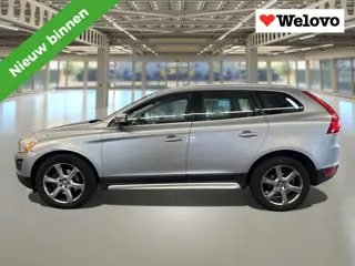 Volvo XC60 3.0 T6 AWD Summum Panorama Dak top onderhouden  met Garantie