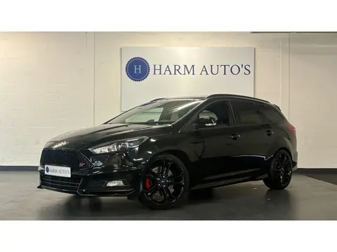 Ford Focus Wagon 2.0 ST-3 250pk Navi / Volleer / Xenon / Cruise / CAM / Clima