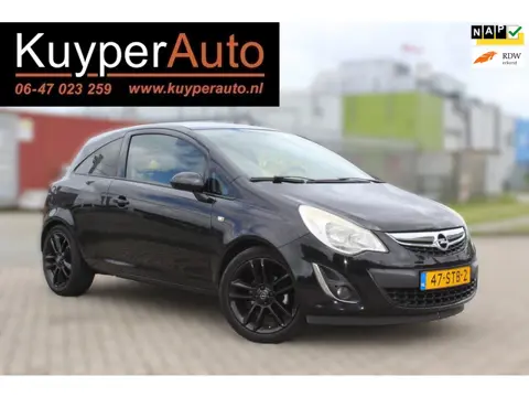 Opel Corsa 1.4-16V Color Edition airco cruise goed onderhouden