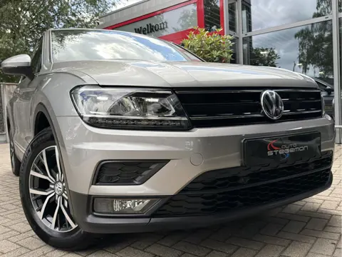 Volkswagen Tiguan 1.4 TSI *!* NAVI/ CARPLAY/ LED/ TREKHAAK/ 102 DKM *!*