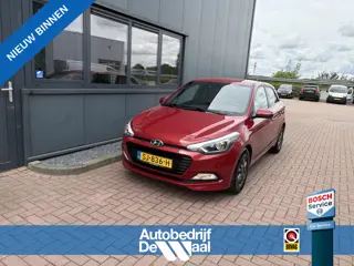 Hyundai i20 1.0 T-GDi 100pk Black Edition 5-drs. CAMERA/NAVI/CARPLAY/CRUISE/PDC/TREKHAAK