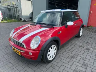 Mini 3-Deurs 1.6 One Salt