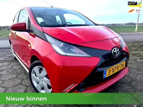 Toyota Aygo 1.0 NAP 5D * NETTO PRIJS €3850 * NIEUWE APK ELEK.RAMEN 2e EIGENAAR INCL BTW