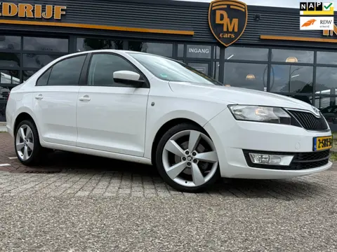 Skoda Rapid 1.2 TSI Greentech | Climatronic | PDC | Navi |