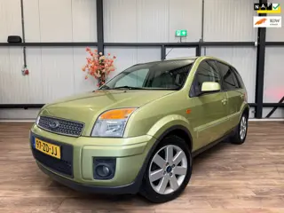 Ford Fusion 1.4-16V Futura / AUTOMAAT / AIRCO / Nieuwstaat /