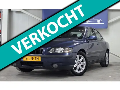Volvo S60 2.4 Edition APK 04-2027 Trekhaak Garantie Mooi!