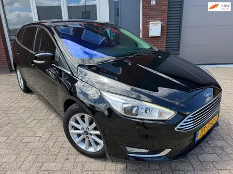Ford Focus Wagon 1.0 Titanium / Navi / Carplay / PDC / Park Assist / LED / Clima / Cruise / NAP
