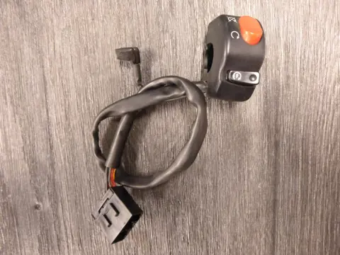 STUURSCHAKELAAR RECHTS Triumph Sprint ST 955 1999 - 2005