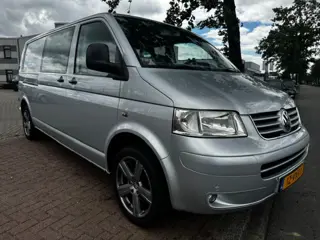 Volkswagen Transporter 2.5 TDI 130pk Automaat Rolstoelinrichting Airco,Lang Zeer Nette Bus