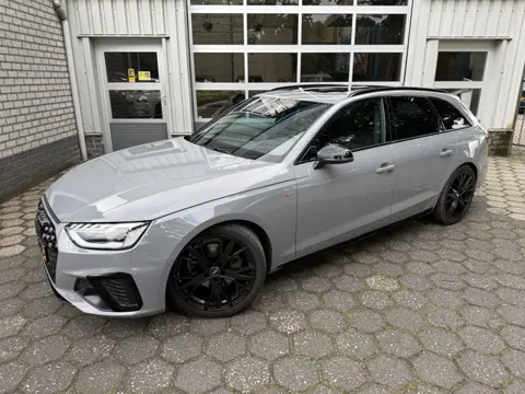 Audi A4 Avant 35 TFSI Launch edition Sport-S-Line / Panorama dak/ Trekhaak