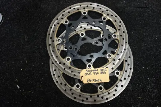 REMSCHIJVEN SET Suzuki GSR 750 2011 - 2016 / 2011 - 2016