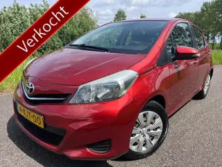 Toyota Yaris 1.3 | Airco | Cruise | Achteruitrijcamera | Trekhaak | APK februari 2027
