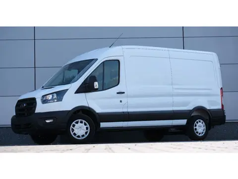 Ford TRANSIT 350 L3H2 Trend RWD 2.0 TDCi |Trekhaak | Camera | All seasonbanden | Carplay | Virtual c
