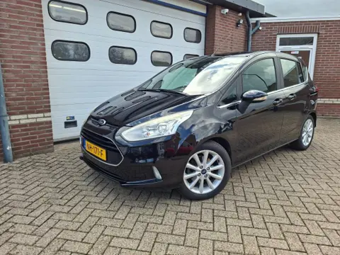 FORD B-MAX 1.0 ECOB. TITANIUM  trekhaak / achteruit rij camera / airco