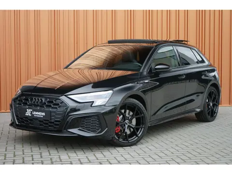 Audi A3 Sportback 45 TFSI e S-line 245PK Panodak B&O Sfeer LED DAB+ ACC Side assist