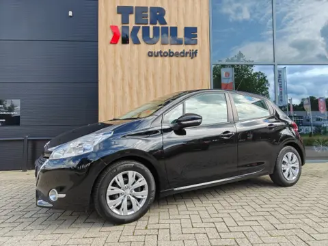 PEUGEOT 208 1.2 E-VTI ENVY 2014 Full pack!