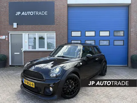 MINI 3-Deurs 1.6 Cooper | NAP | Xenon | Pano | JCW | H&C | Stoelverwarming