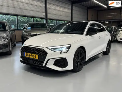 Audi A3 Sportback 2.0 TFSI S3 Quattro Pano/Led/Camera