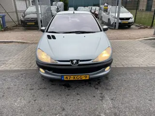 Peugeot 206 1.6-16V Gentry AUTOMAAT geen roest loopt rijdt goed zie foto,s