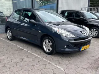 Peugeot 206 + 1.4 XS/Airco/