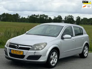 Opel Astra 1.6 Business | Automaat | Nap | Airco
